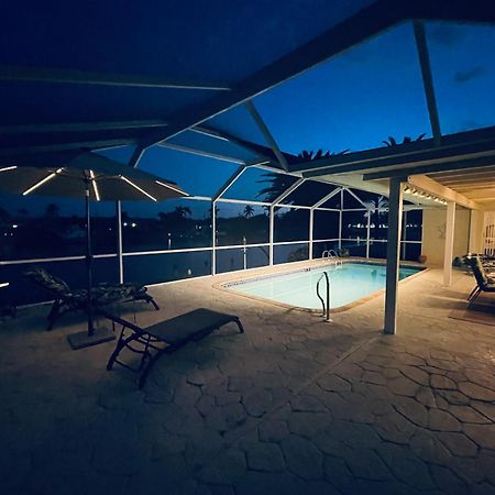 Villa Catalina Isles - Holidays In Paradise Cape Coral Extérieur photo