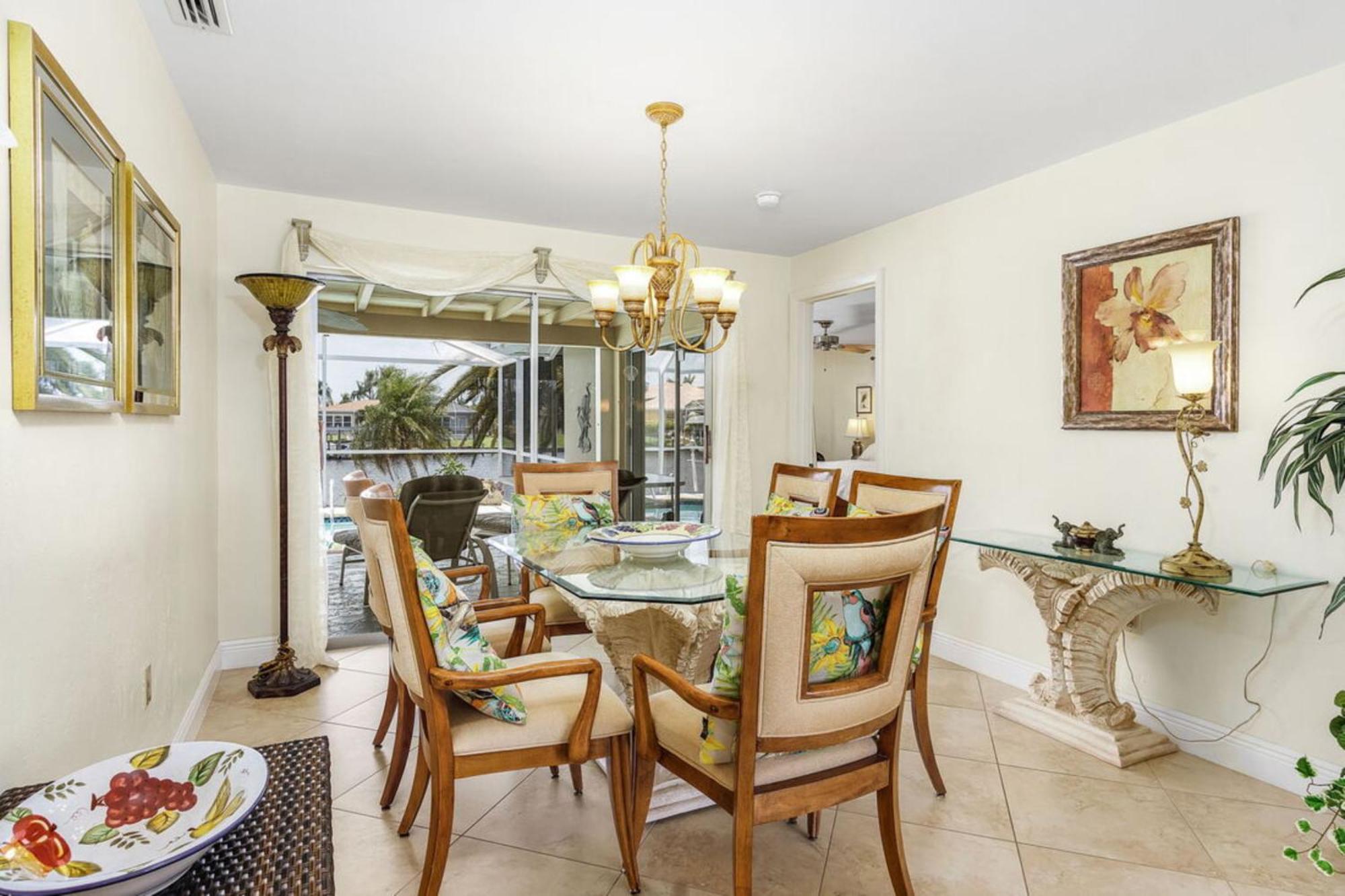 Villa Catalina Isles - Holidays In Paradise Cape Coral Extérieur photo