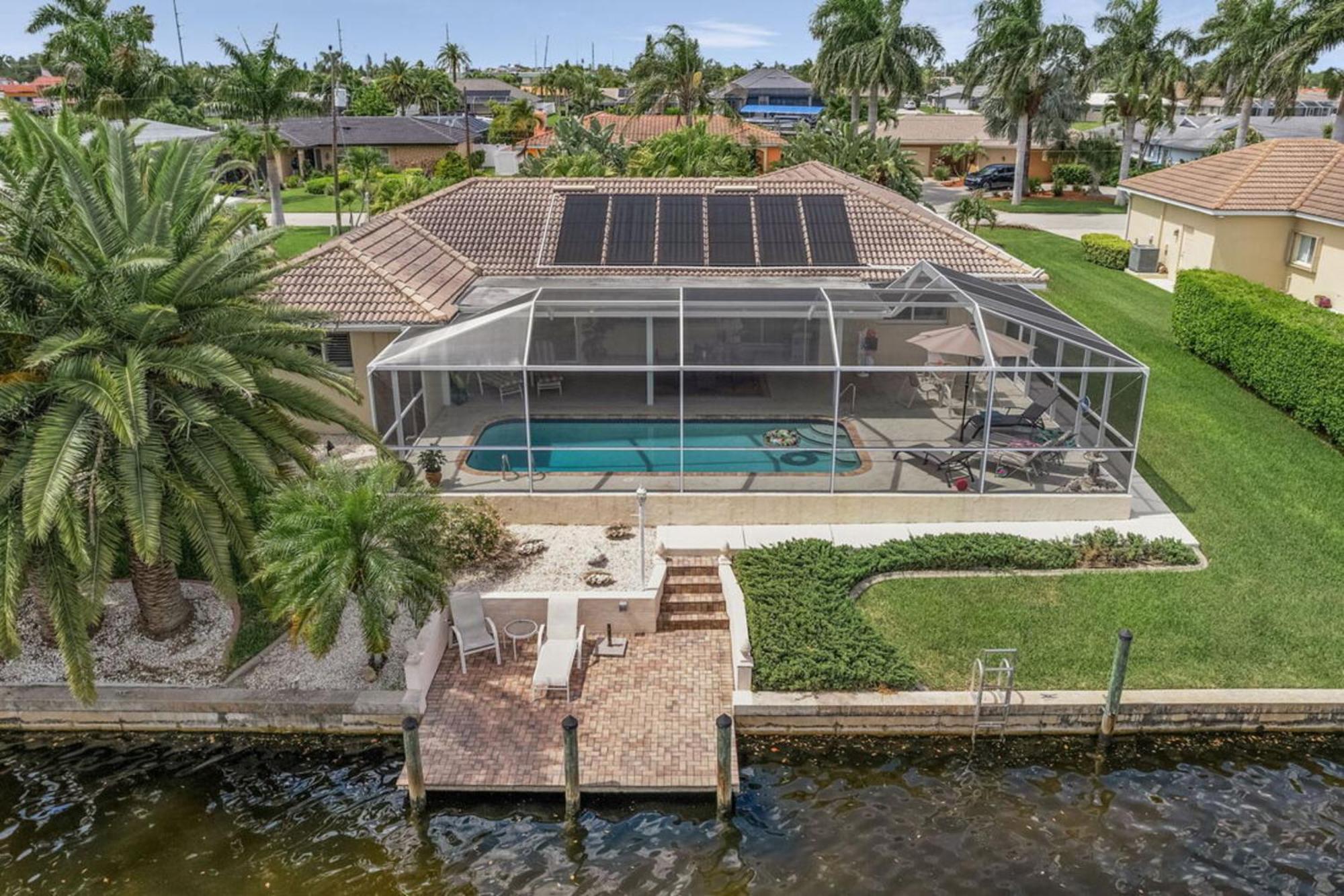 Villa Catalina Isles - Holidays In Paradise Cape Coral Extérieur photo