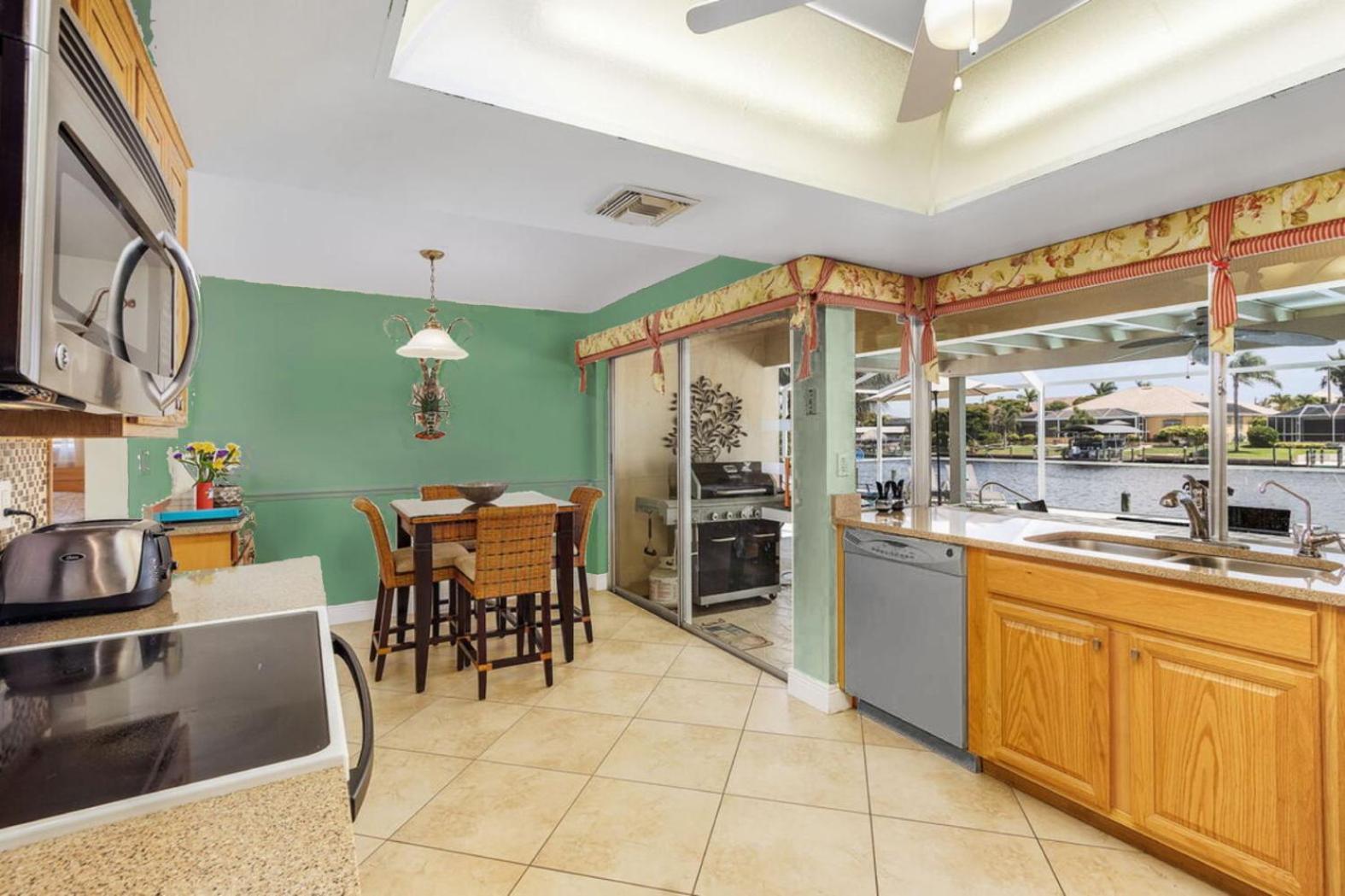 Villa Catalina Isles - Holidays In Paradise Cape Coral Extérieur photo